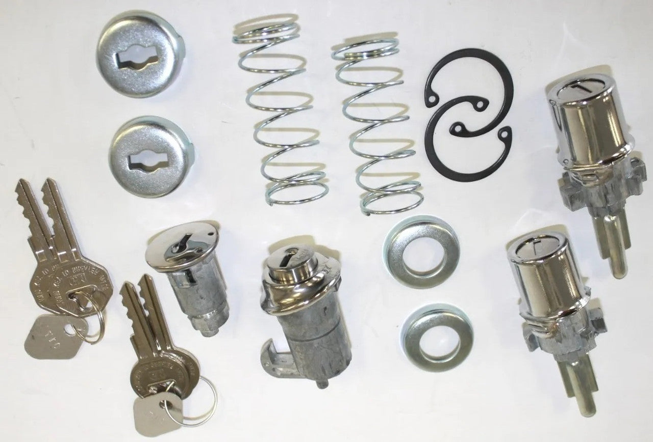 1952-53 C/10 Complete lock set.