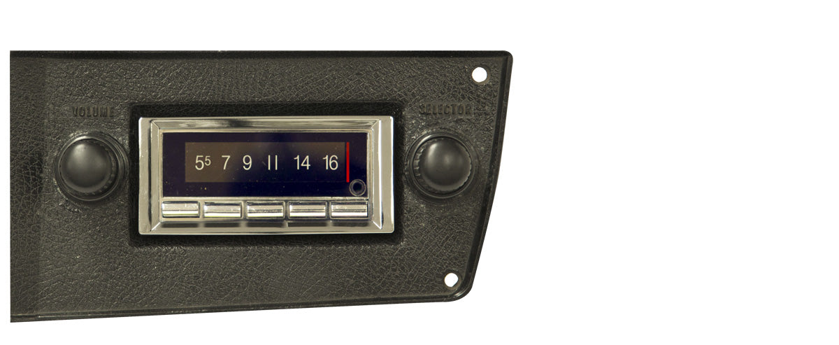1973-88 C/10 MODEL 740 RADIO