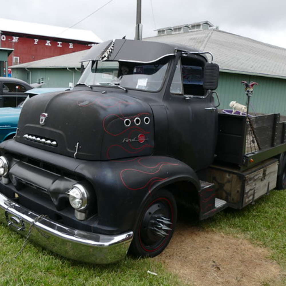 Pre 1960 Truck ->