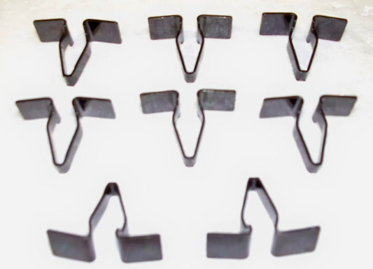 1955-59 Chevrolet / GMC Truck Lower Dash Molding 8-Piece Clip Set
(Replaces GM# 3717493) Set.